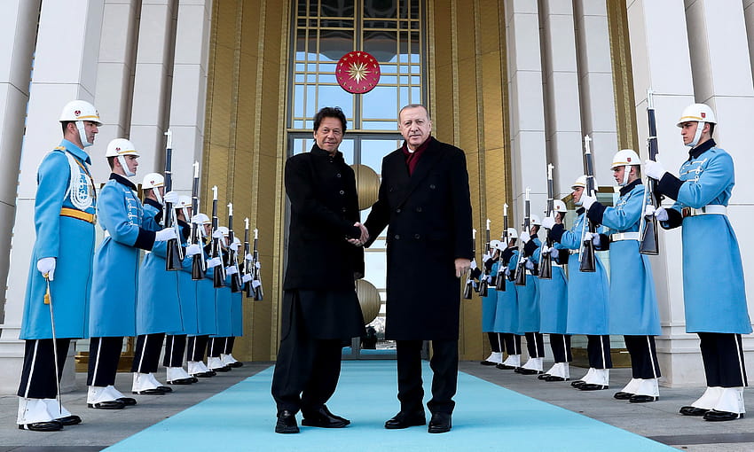 In: Visita inaugural de Imran Khan à Turquia depois de se tornar primeiro-ministro papel de parede HD