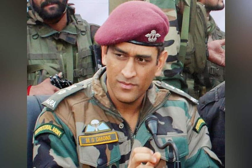 MS Dhoni Dhoni reaches Srinagar MS Dhoni serves Indian Army [1200x800] for your , Mobile & Tablet HD wallpaper