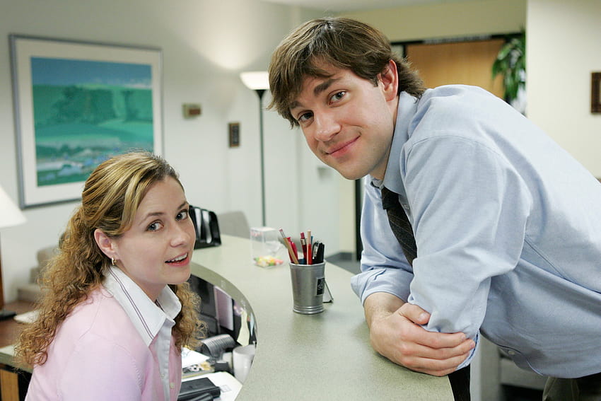 Jenna Fischer of 'The Office' Has One of Pam Beesly's Props Framed in Her House HD wallpaper