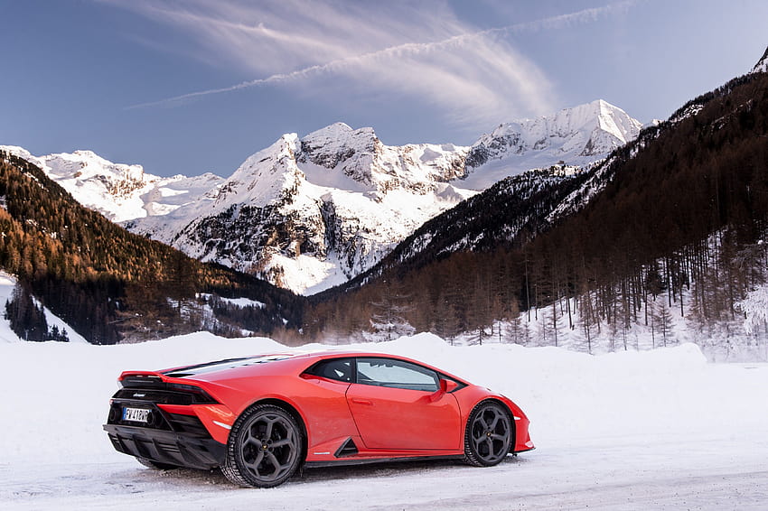 Amazing : The Lamborghini Urus, Aventador SVJ, and Huracan EVO Celebrate Christmas the Right Way, winter lamborghini HD wallpaper