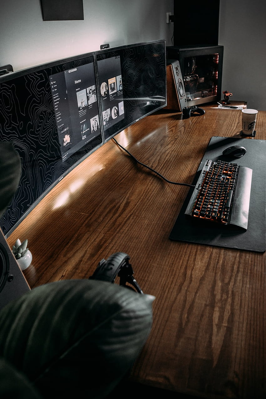 Gaming Desk Setup HD phone wallpaper