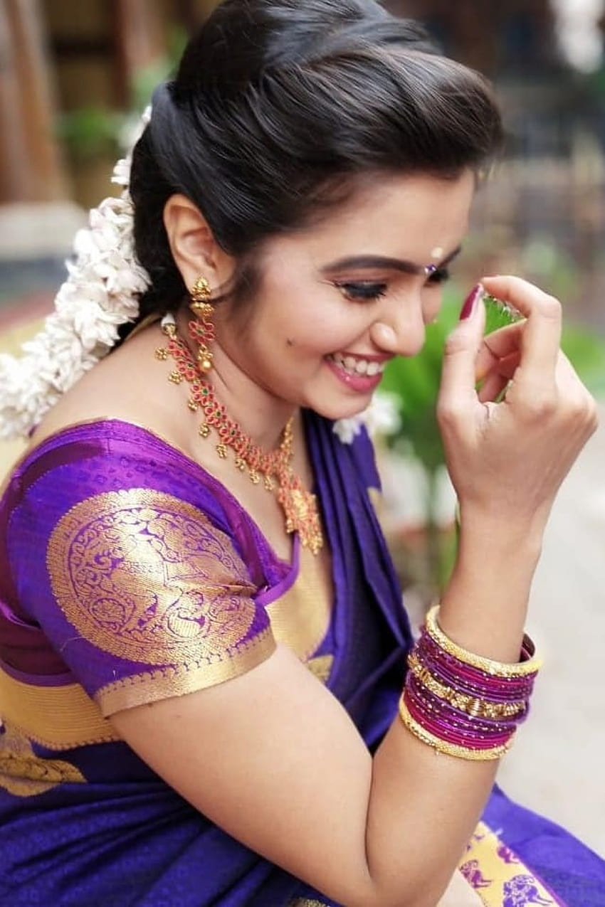 Schauspielerin Srithika HD-Handy-Hintergrundbild
