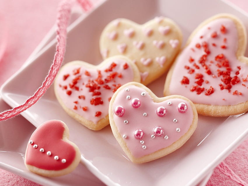 Sweet Cake In The Shape Of A Heart, valentines day cookies HD wallpaper