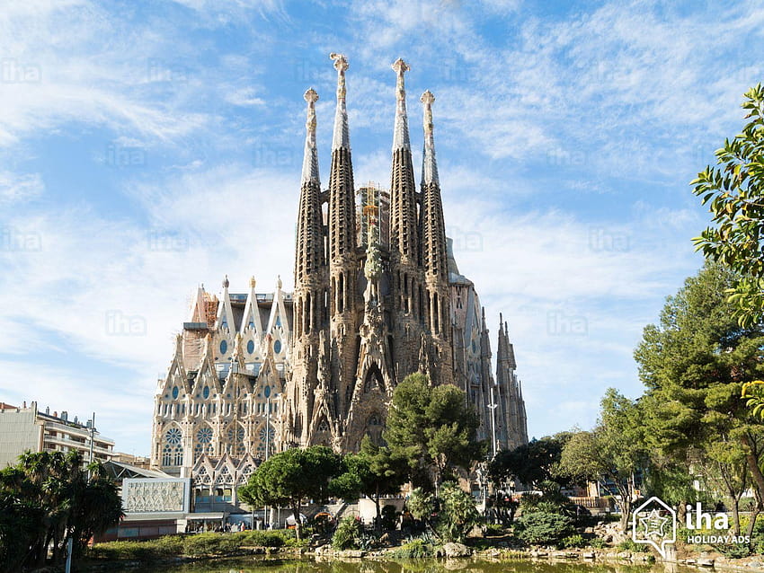 Barcelona Sagrada Família rentals for your vacations with IHA, sagrada familia HD wallpaper