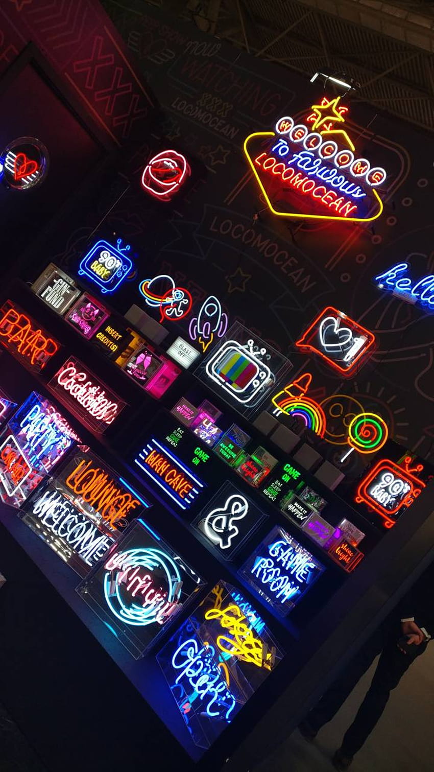 Neon Signs by Amirkat1135, gaming neon signs HD phone wallpaper