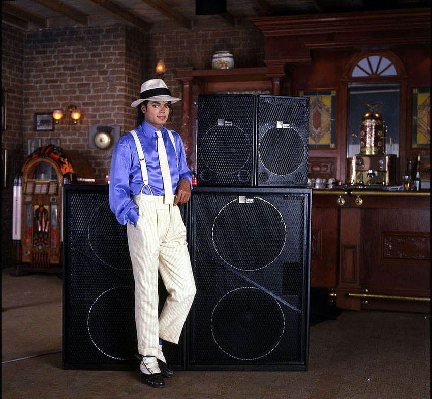 So was Michael planning on wearing the full Smooth Criminal suit for, michael jackson smooth criminal lean HD wallpaper