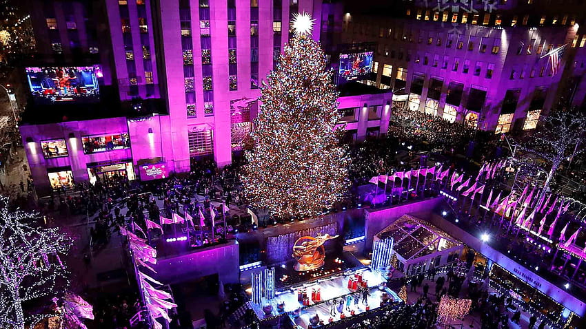 Rockefeller Center Christmas tree lights up in New York City, christmas tree new york HD wallpaper