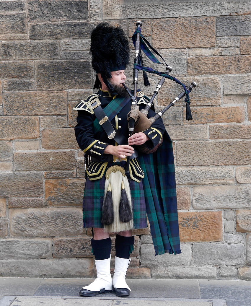 Discover the Beauty of Bagpipe Images | Find the Best Options