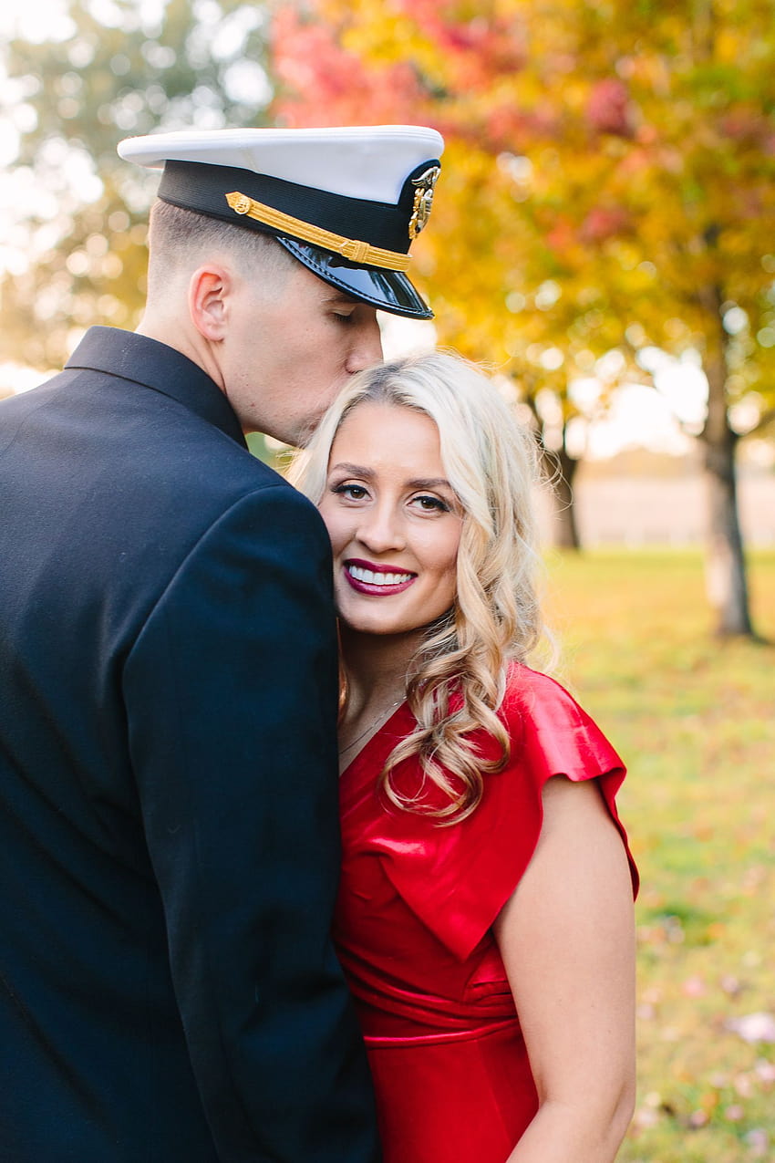 Pin on Couples hoots, military wedding HD phone wallpaper
