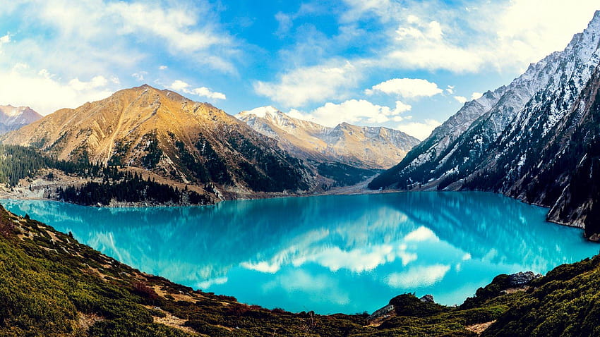 Grand lac d'Almaty, Kazakhstan Fond d'écran HD