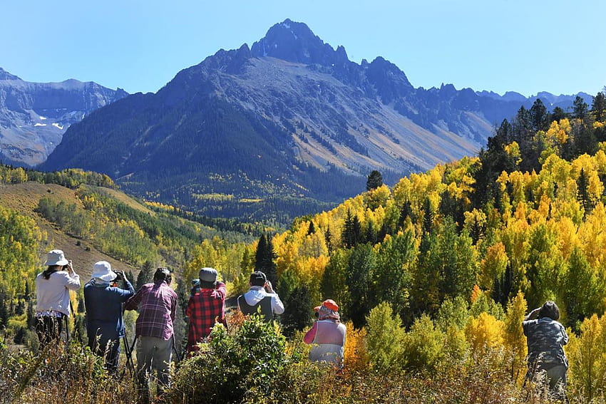 Peak fall colors have arrived in Colorado. Here's where to see them. HD wallpaper