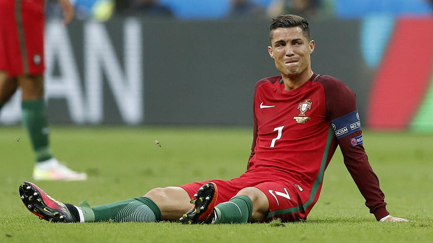 What will Cristiano Ronaldo's next move be?, ronaldo sad HD wallpaper