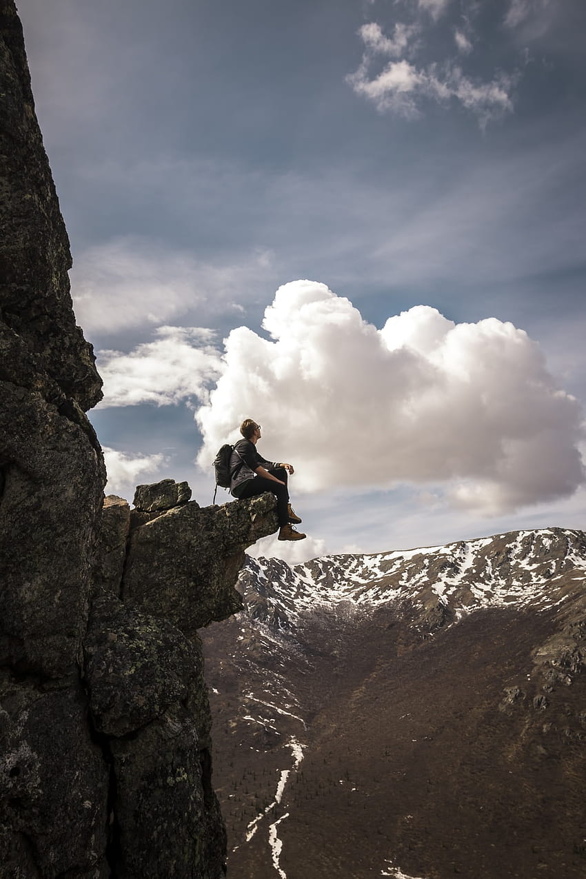 10 Climbing, mountain climber HD phone wallpaper