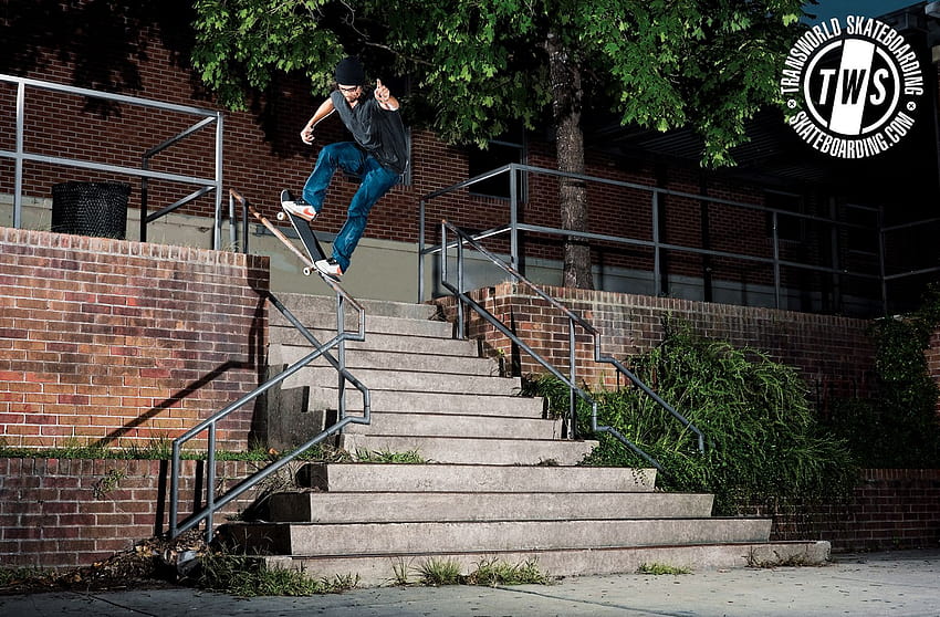 Wednesday : Justin Brock, skateboarding thrasher HD wallpaper
