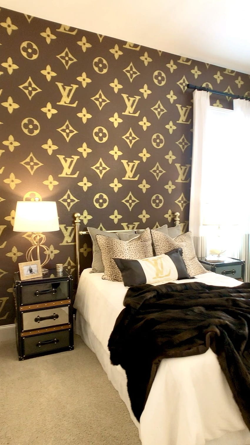 louis vuitton wallpaper for bedroom