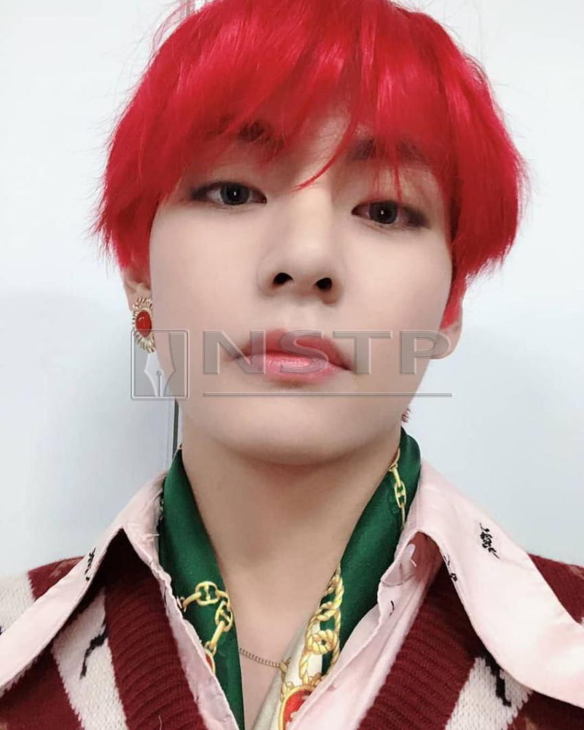 Showbiz: Fans 'melihat merah' di atas V dari warna rambut baru BTS! wallpaper ponsel HD