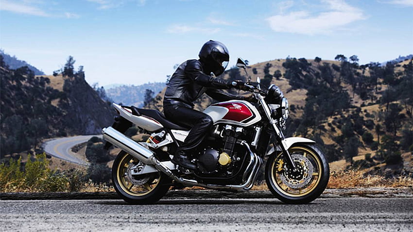 アメリカで販売されていない最も望ましいオートバイ、ホンダ cb1300 高画質の壁紙