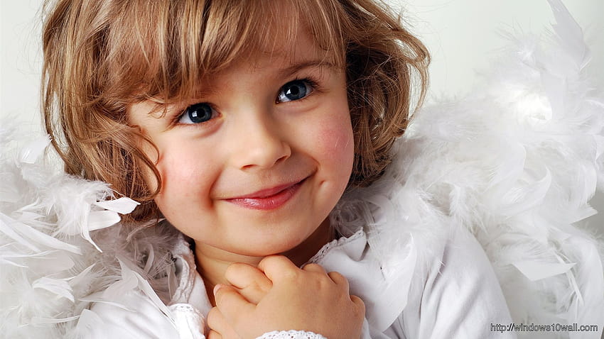 Cute little girl sweet smile, small girl HD wallpaper