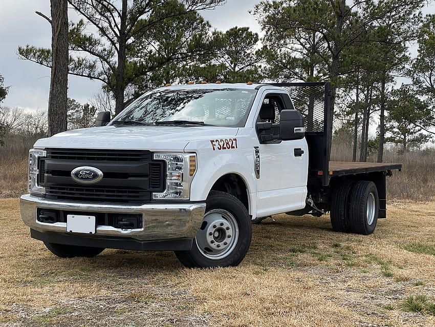 Versatile Commercial Flatbed Truck Rentals in Houston TX HD wallpaper