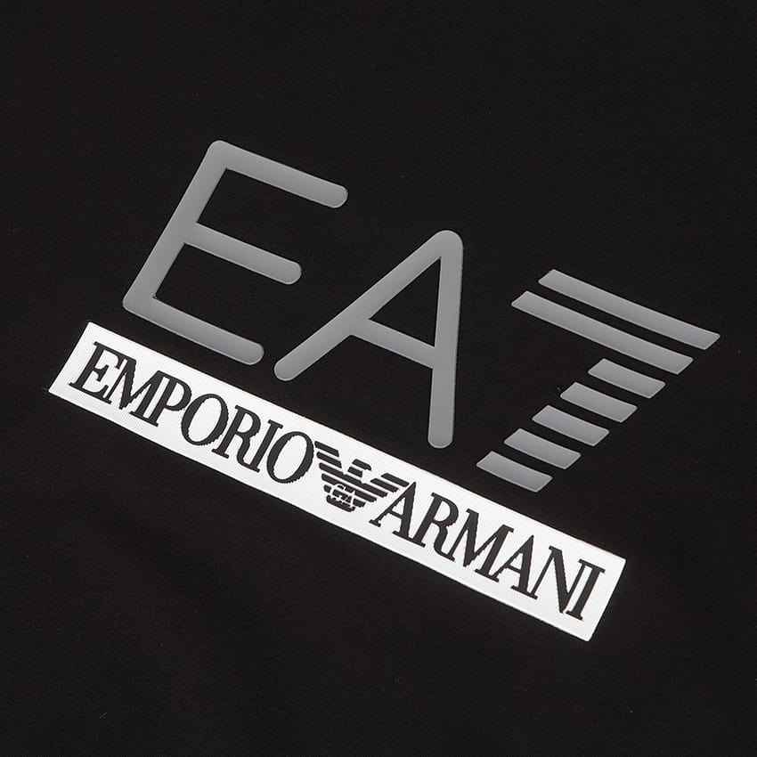 Armani Exchange, публикувано от Кристофър Тремблей HD тапет за телефон
