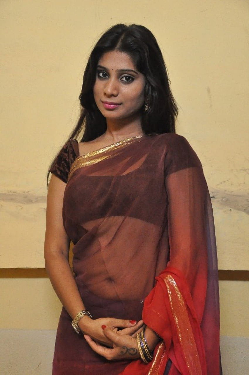 Montric: Midhuna Waliya Hot Navel Show in Transparent Saree, sari pour femme Fond d'écran de téléphone HD