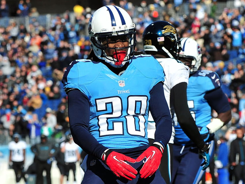 Chris Johnson Plans To Outrush Adrian Peterson, Is Delusional, cj