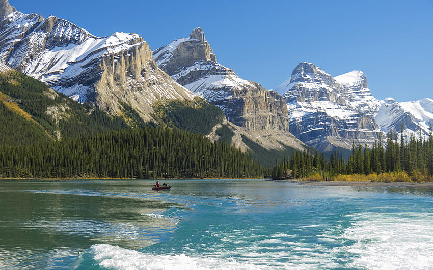 Maligne Lake, mountains, canadian landmarks, maligne lake canada HD wallpaper
