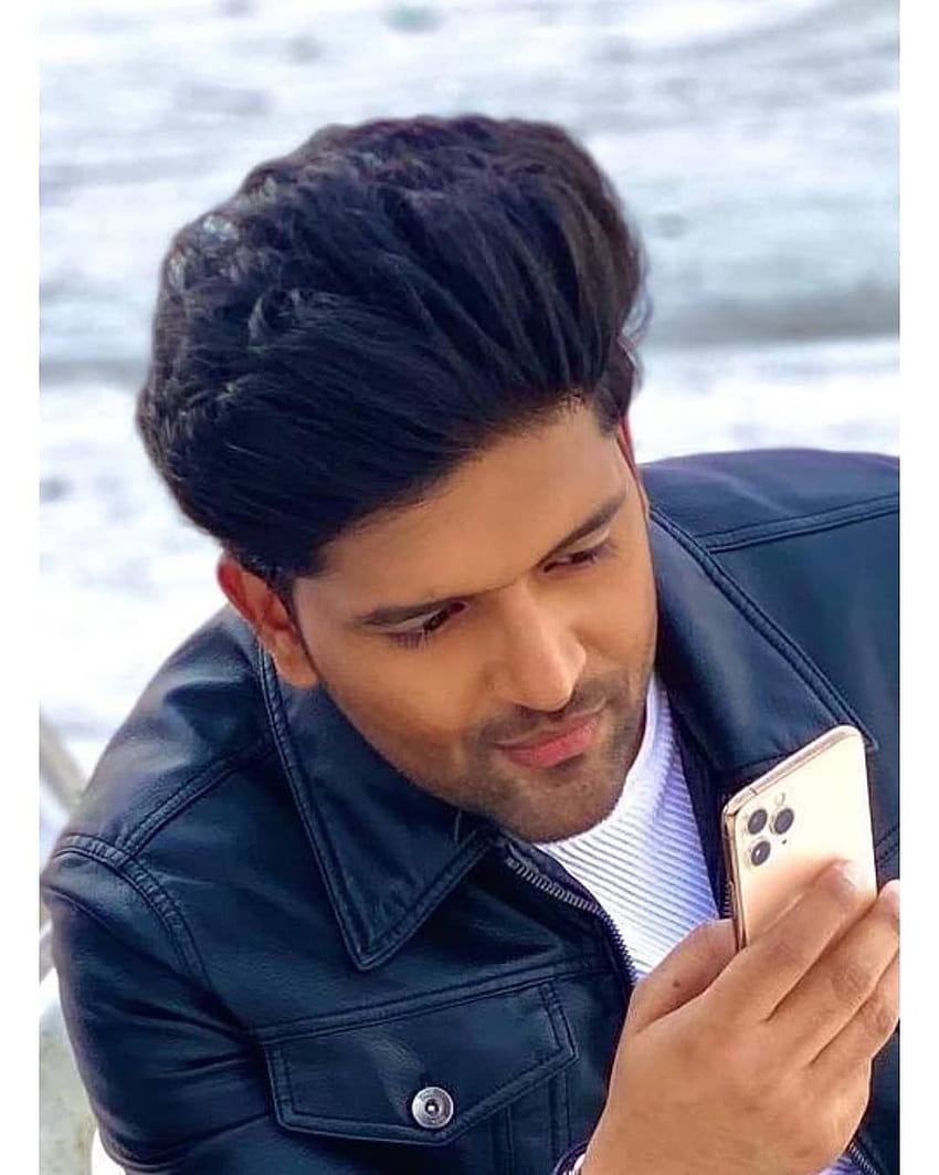 Guru Randhawa Net Worth, Age, Wiki, Photos, Awards & Controversy Today »  DecadesLife