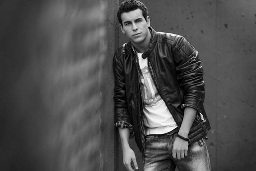 Mario casas for background HD wallpapers | Pxfuel