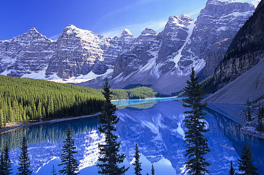 Moraine Lake, Banff National Park /Lac Moraine, Parc National Ba, moraine lake banff national park HD wallpaper