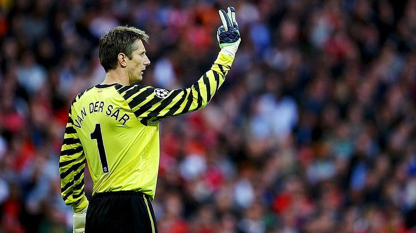 Edwin van der Sar: I almost joined Liverpool in 1999 but chose HD wallpaper