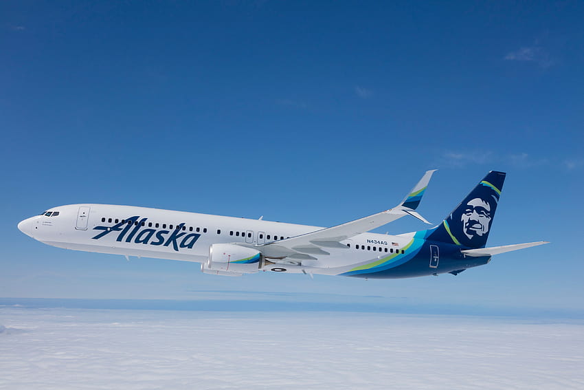 Alaska Airlines Ups Its Game With Better Drinks, Movies HD wallpaper