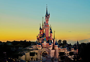 25+] Castle Disneyland Paris Wallpapers