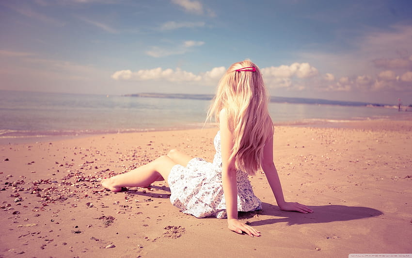 Blonde Girl On The Beach ❤ para Ultra, garota na praia papel de parede HD
