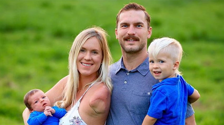 Bethany Hamilton announces birth of 2nd child with beautiful family pic HD wallpaper
