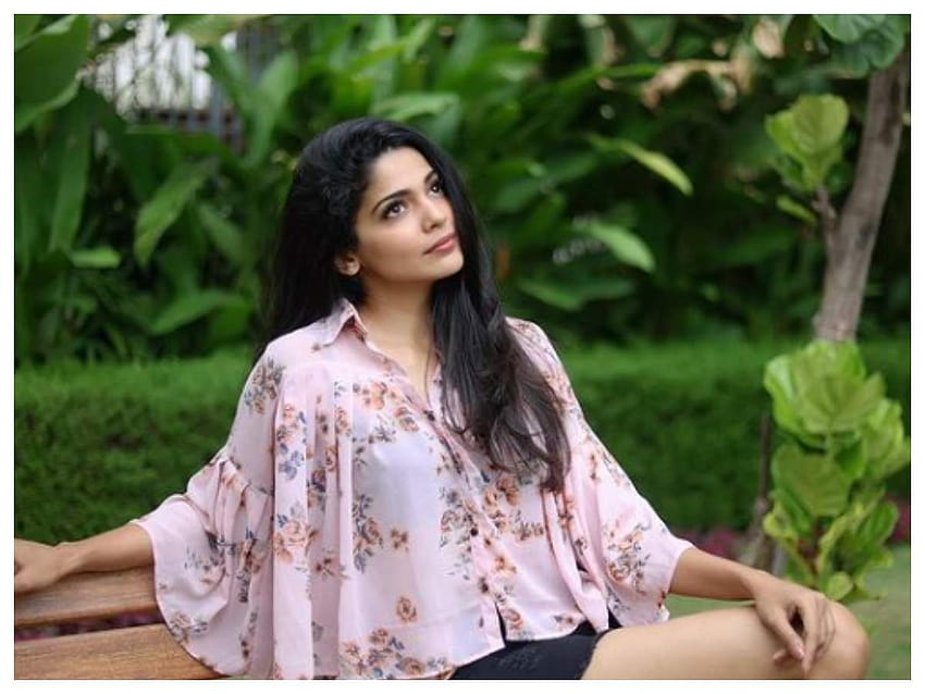 Pooja Sawant: of the actress you shouldn't miss HD wallpaper