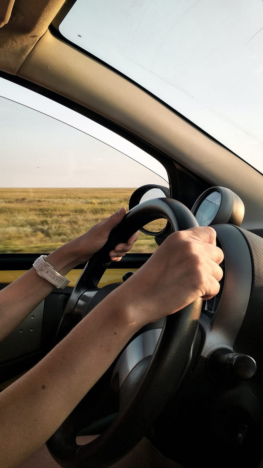 5 najczęstszych błędów popełnianych przez ludzi podczas nauki jazdy, umiejętności prowadzenia samochodu Tapeta na telefon HD
