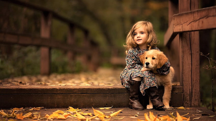 1366x768 Gadis Kecil Dengan Anak Anjing Golden Retriever 1366x768 Resolusi, Latar Belakang, dan, jatuhnya golden retriever Wallpaper HD