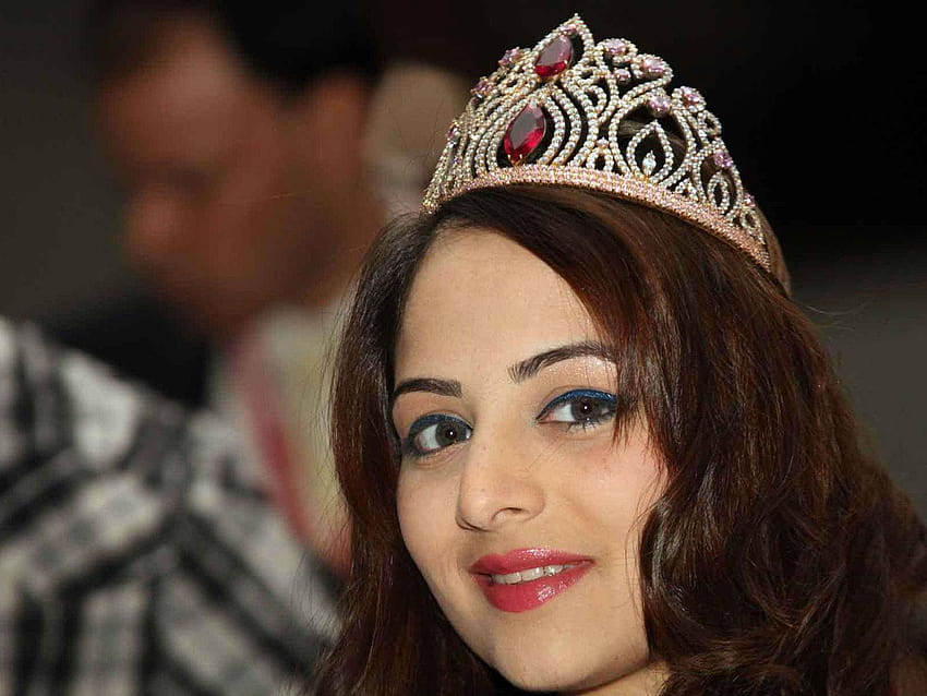 Celebrity Zoya Afroz Miss India Taj HD wallpaper | Pxfuel