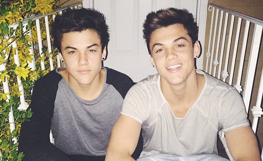 AwesomenessTV Signs Comedy Sketch Channel The Dolan Twins, national ...