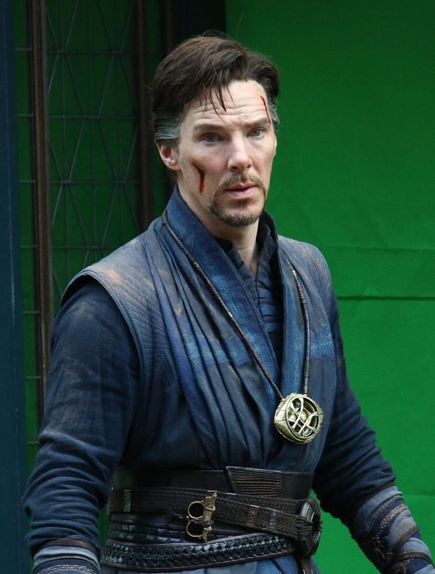 Benedict Cumberbatch pierde la capa en más DOCTOR STRANGE Set, Stephen Strange y Christine Palmer fondo de pantalla del teléfono