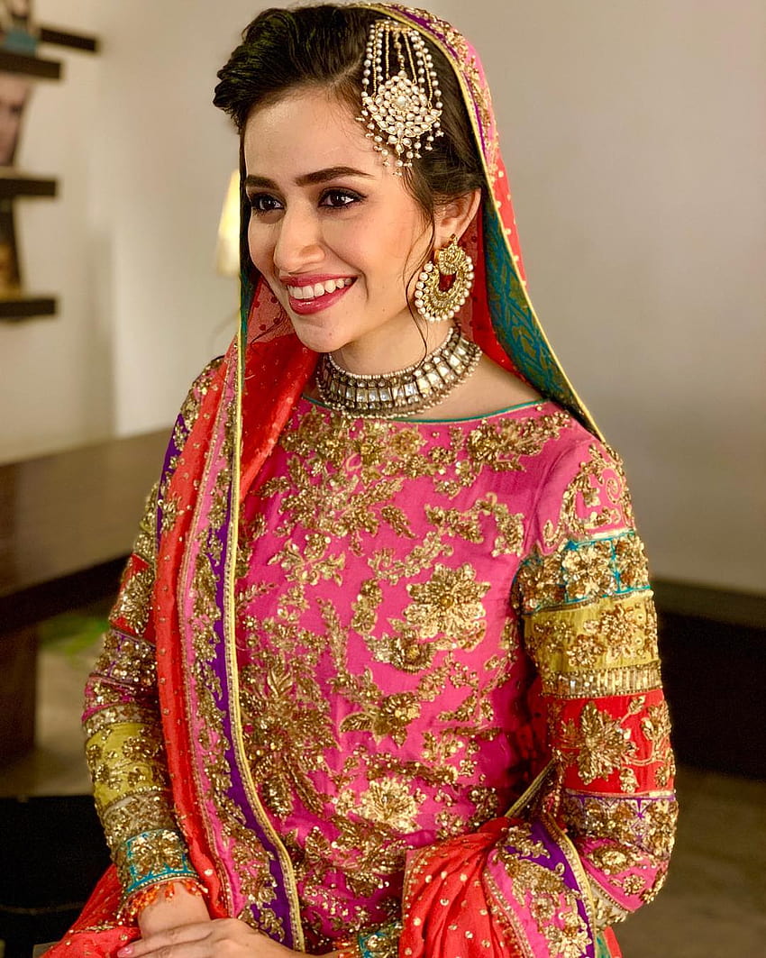 Sana Javed semble magnifique dans tout [ ] Fond d'écran de téléphone HD