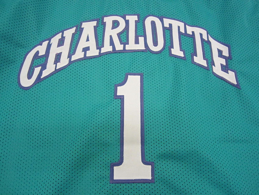 Muggsy Bogues Signed Charlotte Hornets Jersey / Playing career 1987–2001 / COA HD wallpaper