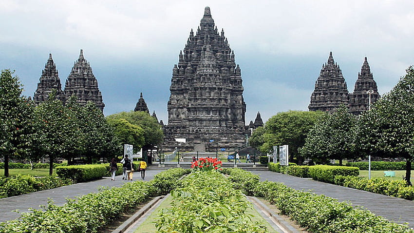 Prambanan Tapınağı Peyzajda Yüksek Kalite » Monodomo HD duvar kağıdı