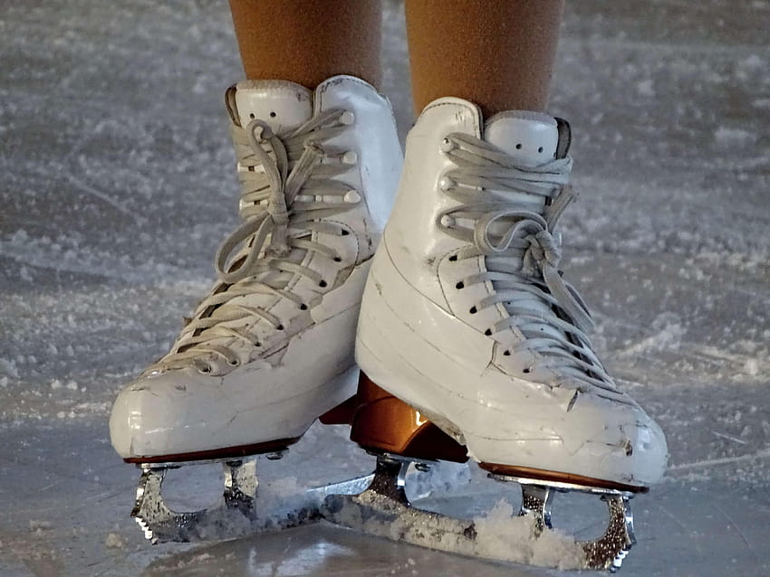 Skating rink, skating party HD wallpaper