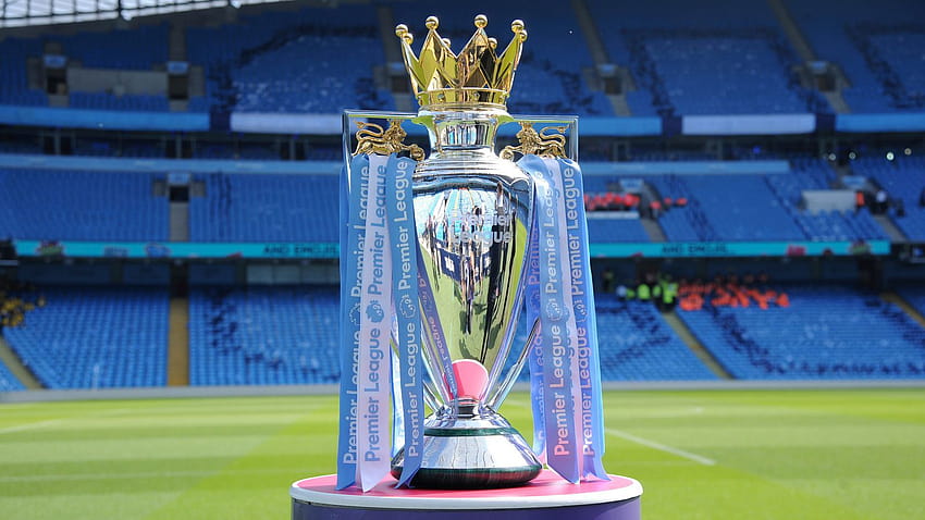 La Premier League inglesa obtiene la aprobación del gobierno para el reinicio del 17 de junio y el trofeo de la Premier League fondo de pantalla