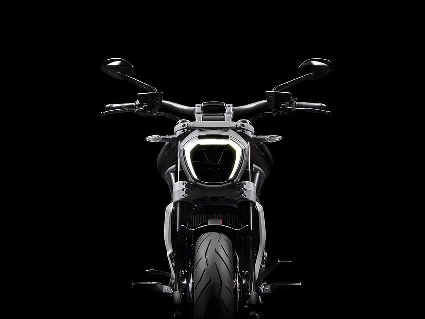 Motocicleta oscura, faro de bicicleta fondo de pantalla