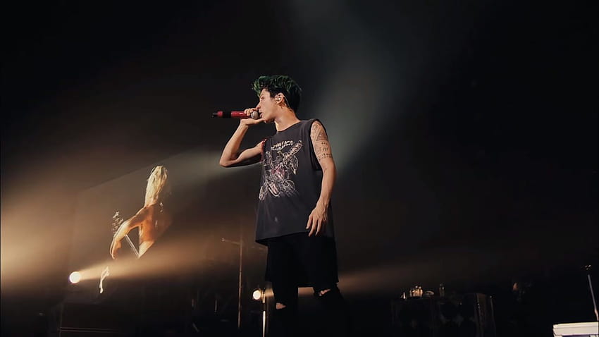 ONE OK ROCK JAPAN TOUR taka, taka un ok rock Fond d'écran HD