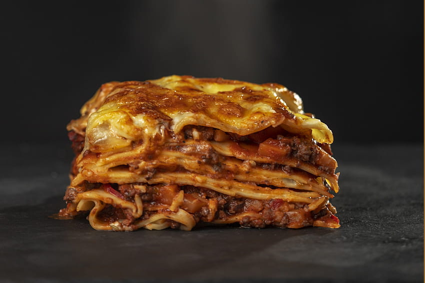 Lasagna Bolognese With Bechamel Sauce, lasagne HD wallpaper
