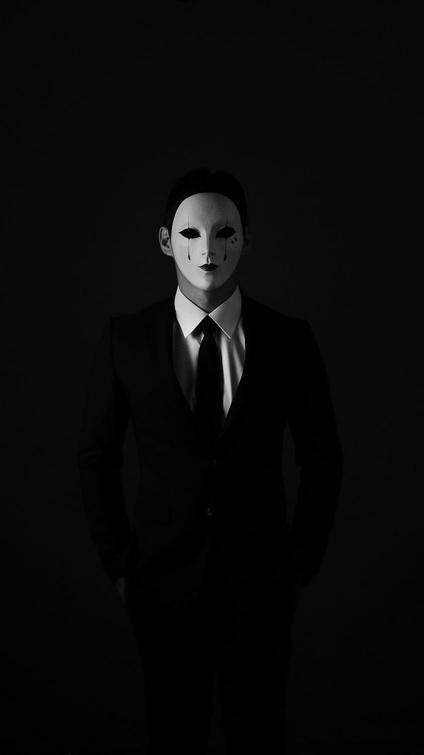 1350x2400 маска, анонимен, чб, вратовръзка, сако, апартамент жени HD тапет за телефон